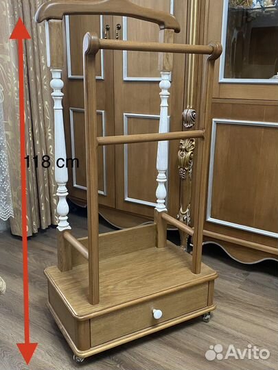 Вешалка для одежды (напольная)