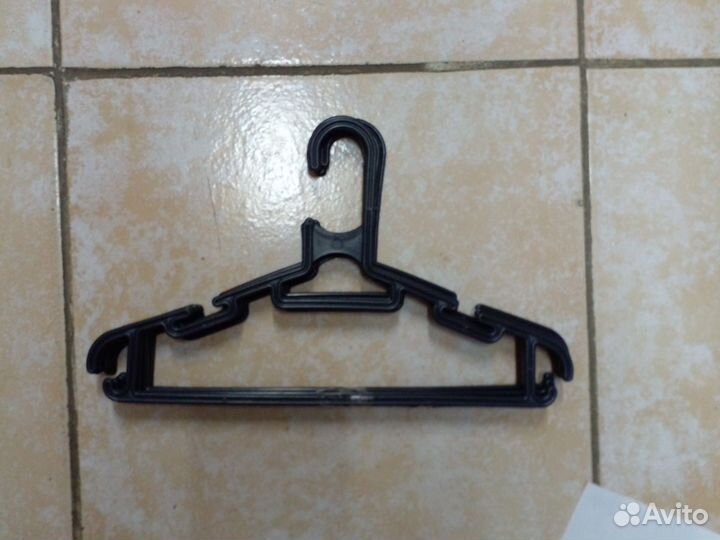 Вешалки плечики