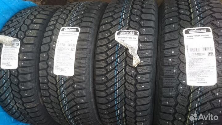 Gislaved Nord Frost 200 SUV 225/60 R17 103T