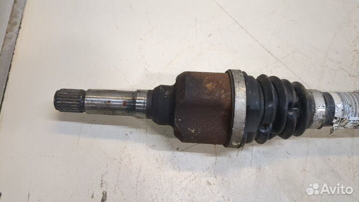 Полуось правая передняя Peugeot 2008