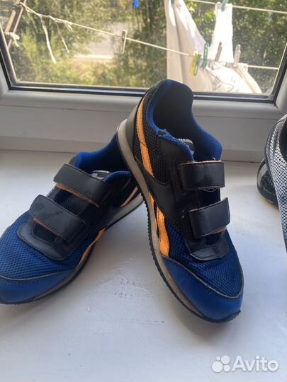 Футбольные бутсы adidas 35 размер