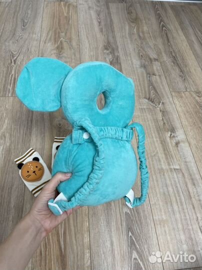 Рюкзачок антиударный и наколенники