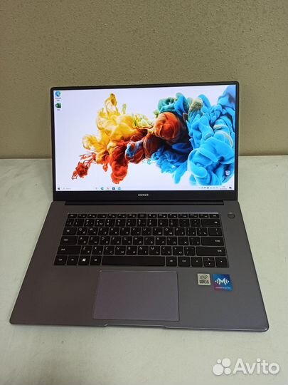 Ноутбук Honor magicbook 15 core i5/512Гб SSD