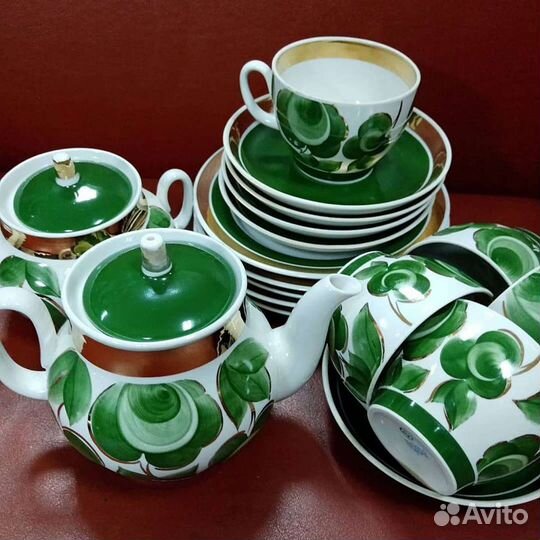 Сервиз Зелёный сад