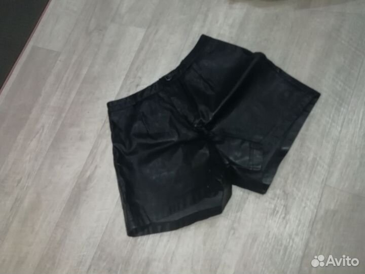 Шорты кожаные 42