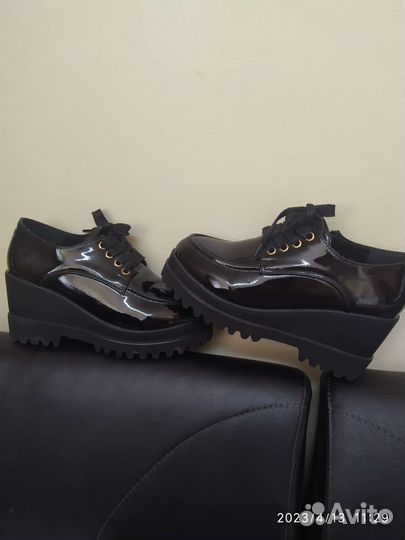 Обувь женская