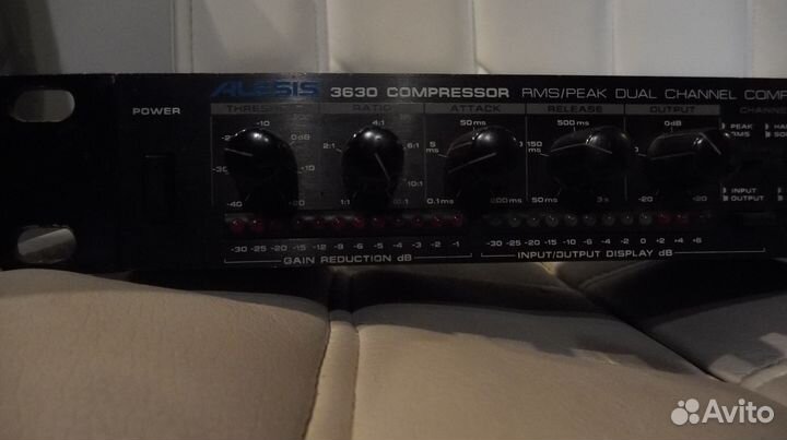 Alesis 3630