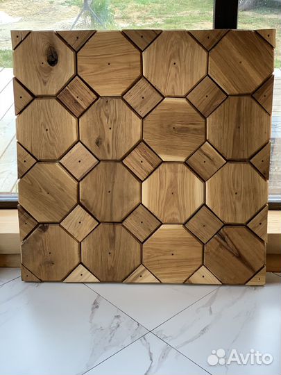 Декоративная вставка из массива дуба