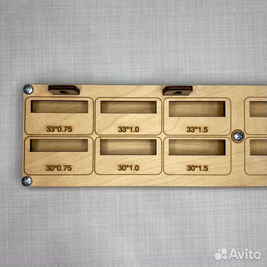 Подставка для плашек М30-33 мм