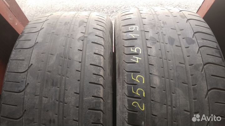 Pirelli P Zero 255/45 R19