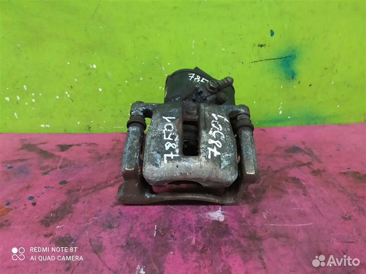 Суппорт задний левый Tiguan Passat B7 CC Audi Q3