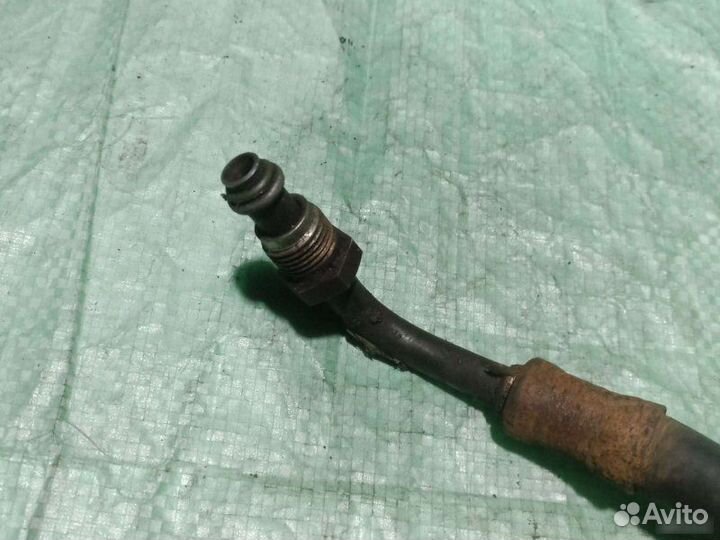 Шланг гидроусилителя Volkswagen Passat B4