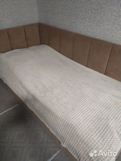 Детская мягкая кровать Велюр