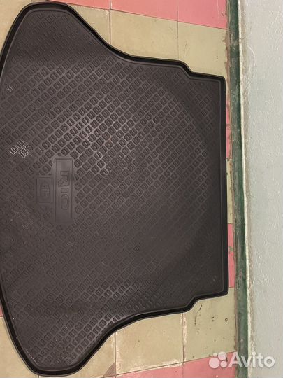 Коврик багажника
