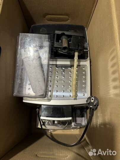 Кофемашина DeLonghi ecam 23.460