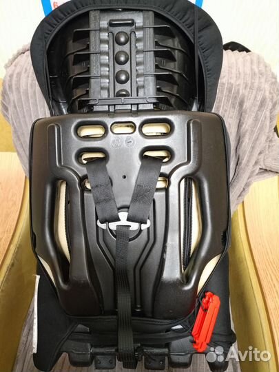 Автомобильное детское кресло от 0 до 36 кг