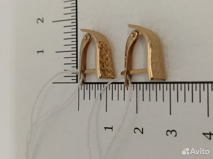 Золотые серьги
