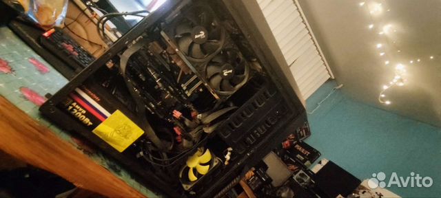 Asus maximus formula775+cq9450+2x280gt на воде