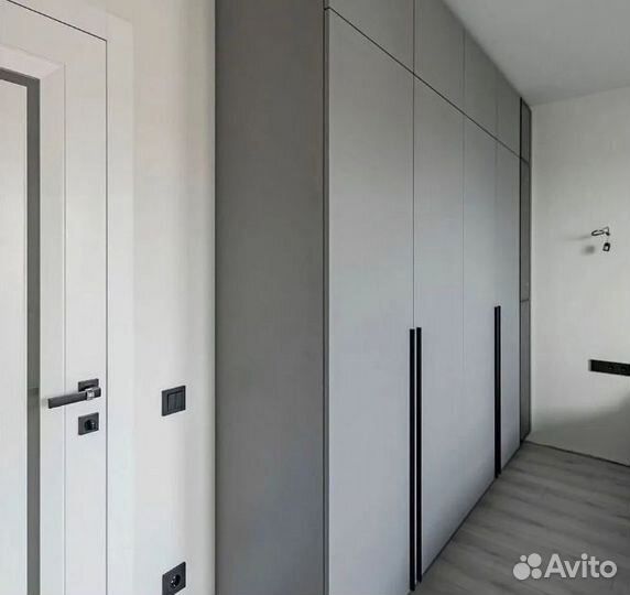 Шкаф распашной новый