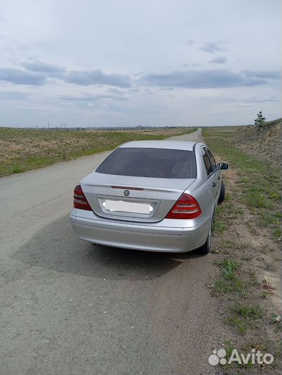 Mercedes-Benz C-класс 2.0 МТ, 2001, 358 000 км