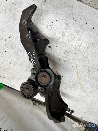 Кронштейн натяжителя Renault Symbol 1 Симбол