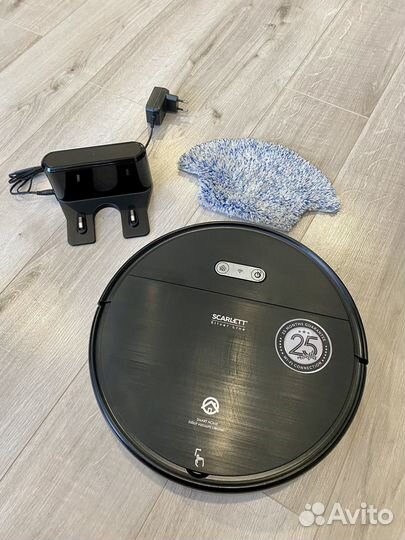 Робот пылесос scarlett