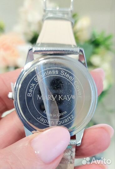 Часы Mary Kay