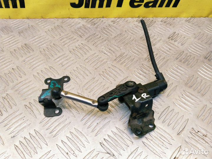 Датчик высоты дорожного просвета задний Audi Q3 8U