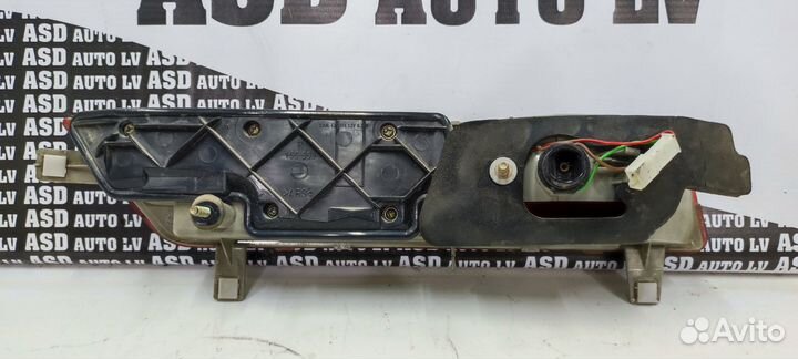 Правый фонарь крышки багажника BMW E65