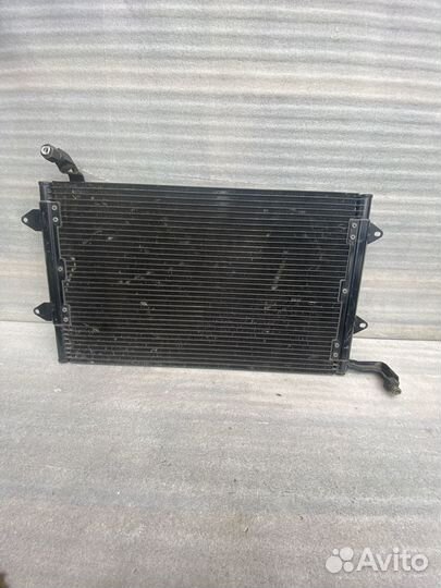 Радиатор кондиционера Volkswagen Golf/Vento