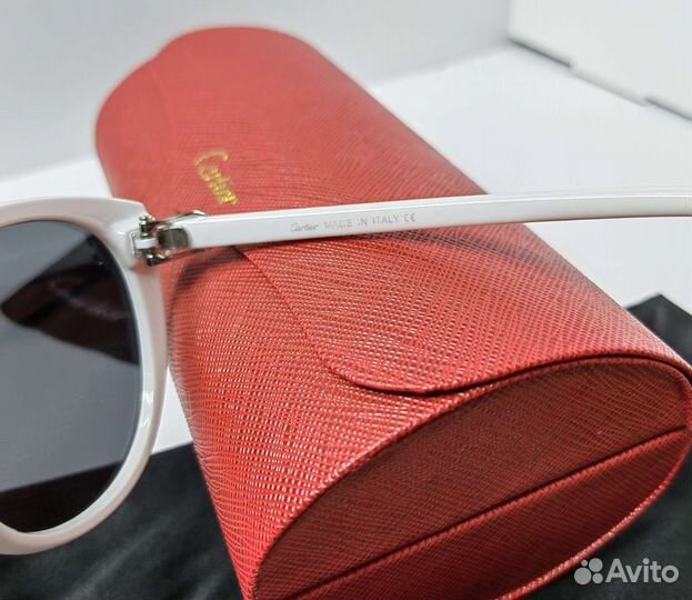 Очки женские брендовые Carter