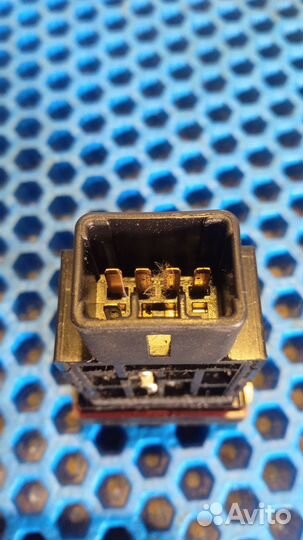 Кнопка аварийной сигнализации Kia Cerato