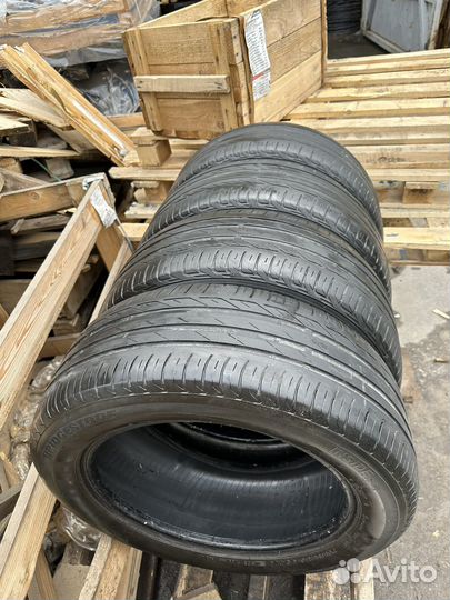 Bridgestone Turanza T001 205/55 R16