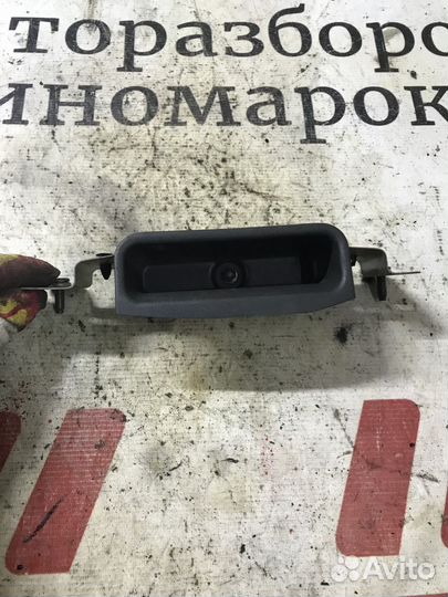 Ручка открывания багажника Nissan Pathfinder