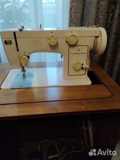 Чайка 142 с тумбой