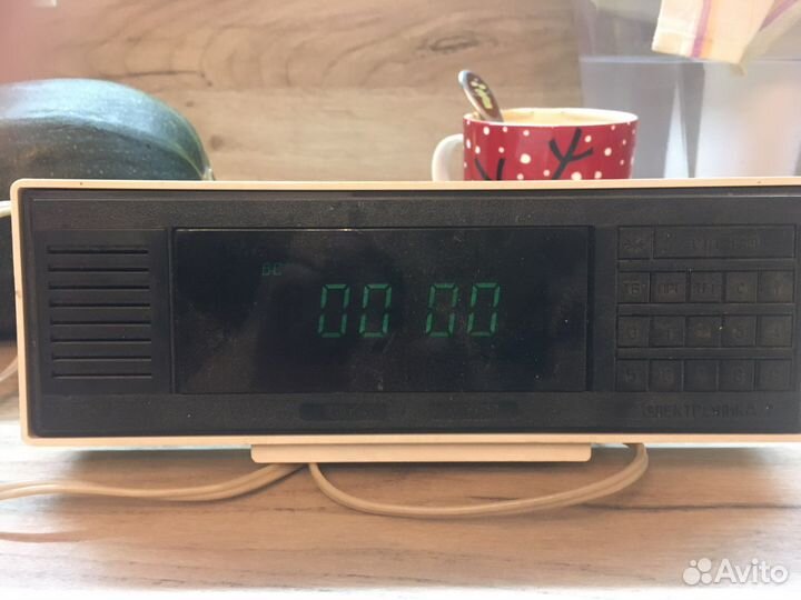 Часы электроника 7