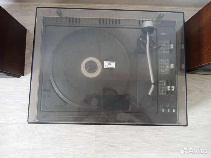 Проигрыватель винила СССР