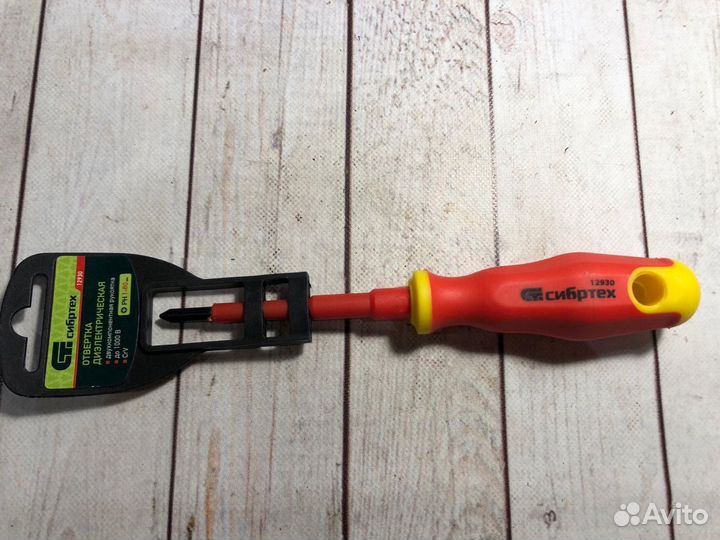 Отвертка диэлектрическая PH1 х 80 мм, CrV, до 1000