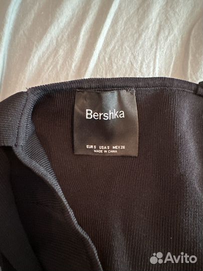 Топ Bershka S