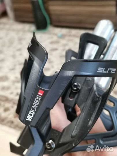 Флягодержатель Elite Skekane