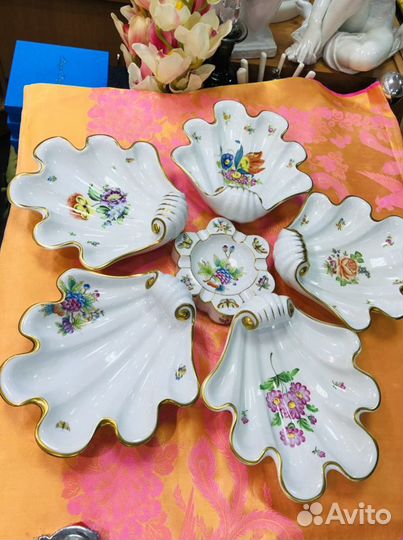 Вазы-раковины херенд с тюльпанами