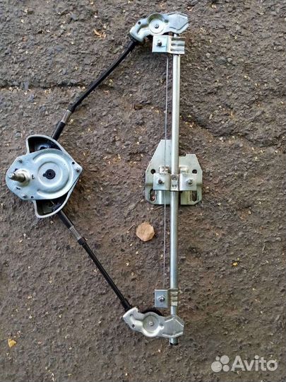 Стеклоподъемник ручной на ваз 09,14,15