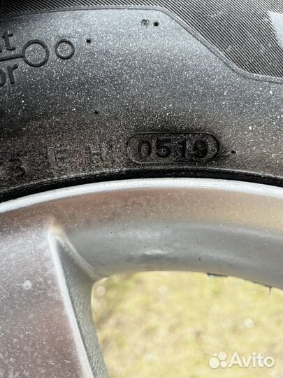 Hankook Winter RW06 215/65 R16