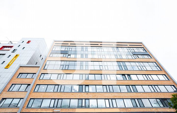 Продам здание, 3747 м²