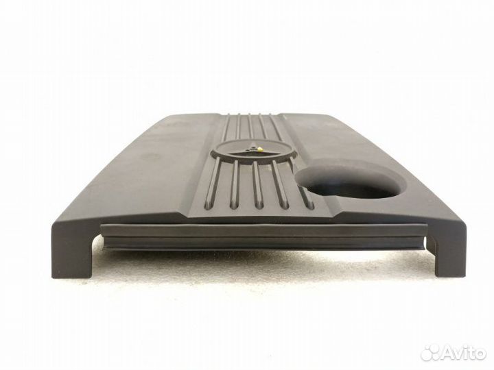 Крышка двигателя декоративная Mercedes-Benz