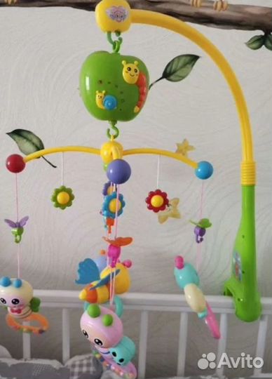 Музыкальная карусель на кроватку