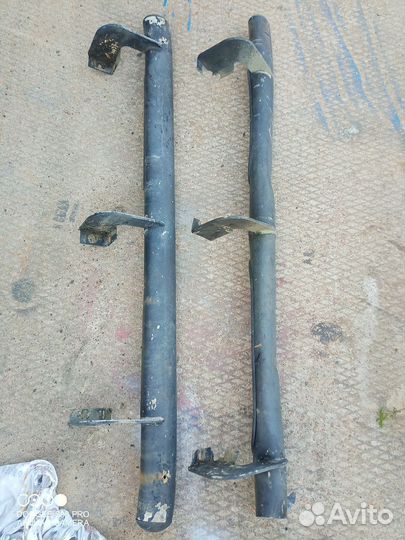 Подножки Монтеро sport