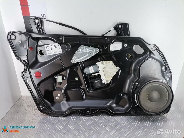 Стеклоподъемник передний левый Volkswagen Passat