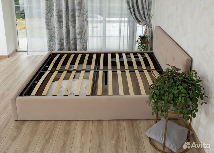 Кровать с матрасом 140х200 Роза велюр