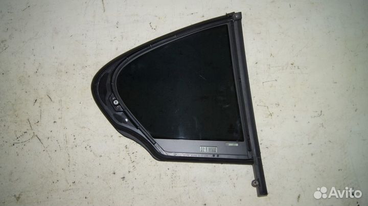 Стекло двери маленькое RL BMW 530i F10 (Кузовное ж
